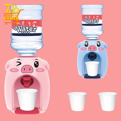 Pig shaped mini water dispenser for baby